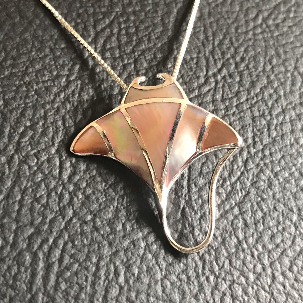 NWOT ABALONE SHELL Inlay GEMSTONE 925 Sterling Silver MANTA Pendant only